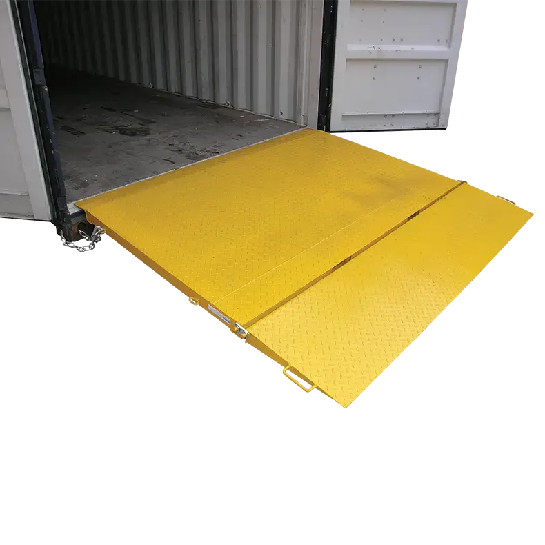 CRN8 forklift access platform, 8000kg capacity self-levelling work cage for heavy industrial use.